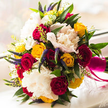 Load image into Gallery viewer, Book flowers online for same day delivery in Mumbai Delhi Kolkata Bangalore Hyderabad I-FBO
