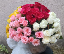 Load image into Gallery viewer, Fresh Flowers &amp; Perfect Gifts for all Occasions · Send Flowers Online in India I-FBO
