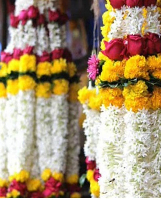 6 small white and red and marigold flower garlands Pooja I-GWFA