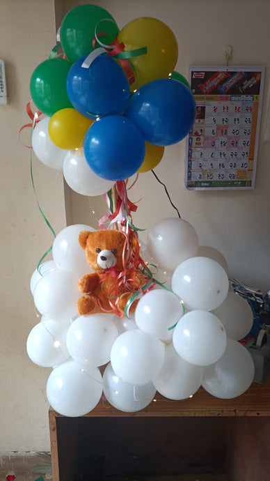 Big party balloons 12 inches teddy sitting on balloons in cluster or bundle--Balloon gift Hamper (Boy/Girl) C-TBB